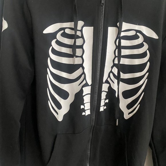 ROMWE Skeleton Y2K Zip Up Hoodie (Black & White) - Picture 2 of 4